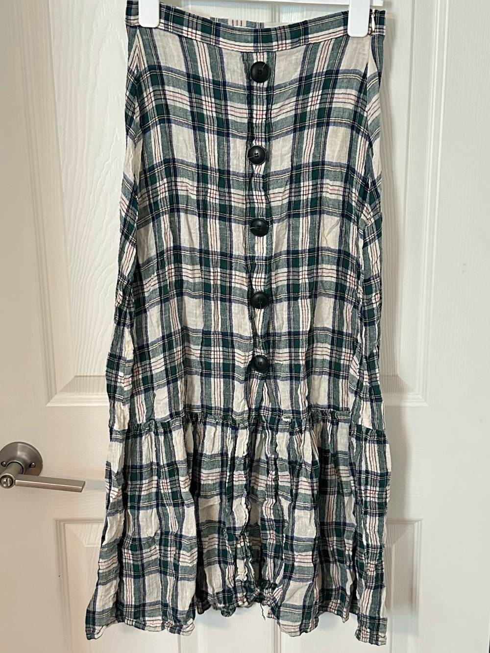Zara plaid button-front midi skirt XS